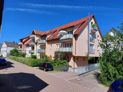 Attraktive 3-Zi.-Wohnung mit 2 Balkonen, Einbauküche u.  Tiefgaragenstellplatz in Pfalzgrafenweiler