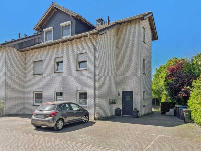 Wunderschöne, offene Dachgeschosswohnung mit Balkon und herrlichen Weitblick in Rheine-Wadelheim