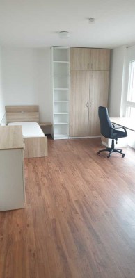 Stilvolle 1-Raum-Wohnung mit Balkon und Einbauküche in ingolstadt