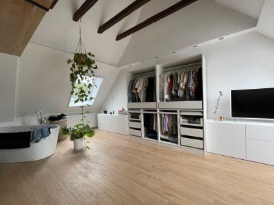 Moderne 3 Zi-Luxuswohnung am Schlosspark