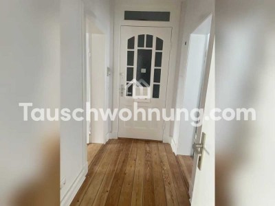 Tauschwohnung: 2,5 Zimmer Altbauwohnung mit Loggia