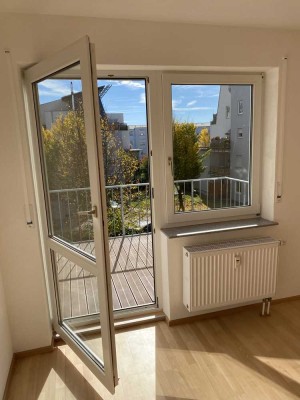 Helle und ruhige 3-Zimmer-Wohnung mit Sonnenbalkon