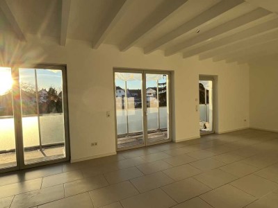 Erstbezug nach Sanierung - Lichtdurchflutete 4,5 Zimmer Wohnung in Lorsch