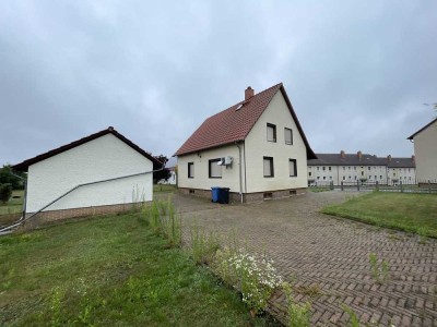 Lehre,freihstehendes 1-2 Familienhaus mit großem Grundsttück