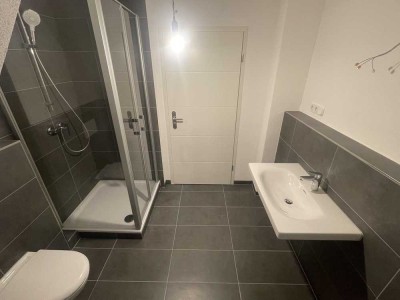 modernisierte 5-Zimmer-WHG inmitten der Innenstadt - mit Balkon & Küche