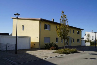 Schöne 3 Zimmer Wohnung mit Balkon in Cadolzburg/Egersdorf