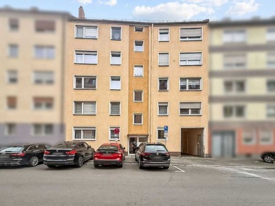 Gepflegte 3- Zimmer Wohnung mit Balkon und Einzelgarage in Nürnberg