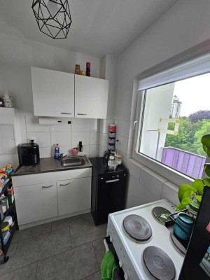 Stilvolle 1-Zimmer-Wohnung mit Balkon in Köln Porz Urbach
