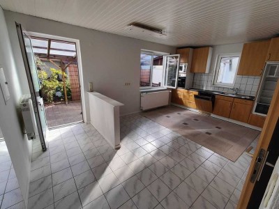Exklusive 1-Raum-Erdgeschosswohnung mit Terasse in Worms