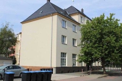 3 Raum Wohnung EG seperater Zugang vom Hof mit eigenen Stellplatz