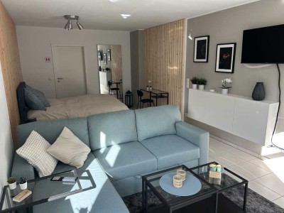 Möblierte 1-Zimmer- Terrassenwohnung, 46qm, Erstbezug mit Küche und Bad