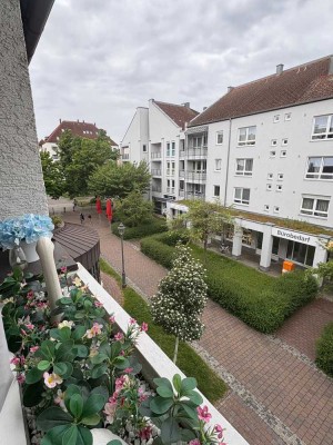 *Bestlage an der Uni* Chice  2 ZKB mit Balkon. *Einziehen und wohlfühlen*