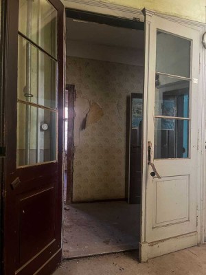 Eckhaus mit Schlossblick - zur Sanierung