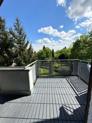 Vollständig renovierte Wohnung mit drei Zimmern sowie Balkon und EBK in Pfedelbach im Löwengarten