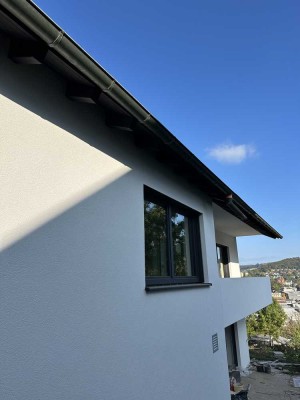 Moderne 4-Zimmer-Wohnung mit Garten in Lörrach
- Erstbezug