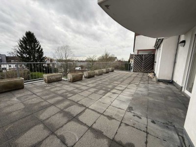 Wohnung in Troisdorf mit Super-Balkon, 2 Zimmer, zentral, hell/freundlich (W7)