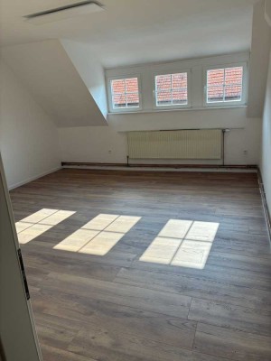 Ruhige 2-Zimmerwohnung auf Bauernhof – Stadtnahes Landleben genießen