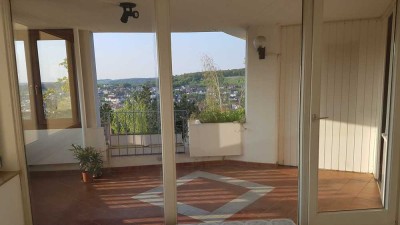 Helle 4,5-Zimmer-Wohnung mit Balkon im 7. OG in Waldpark Eisingen