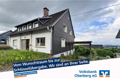 Sanierungsbedürftiges Wohnhaus in beliebter Aussichtslage von Reichshof-Eckenhagen