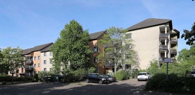 Toll geschnittene 4-Zimmer-Wohnung mit zwei Loggien sucht Nachmieter // 2.OG rechts