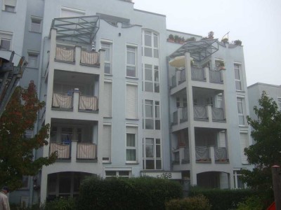 In ruhiger Ortsrandlage von ES-Zollberg! 2 Zimmer mit Balkon