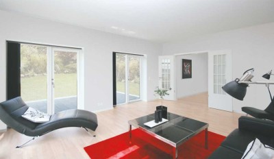 Top-Wohnkomfort auf 2 Ebenen: Solide Massivwände, keine Dachschrägen.