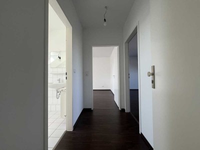 freundliche Renovierte 2-Zimmer Wohnung