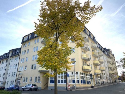 Vermietete 2-Raum Wohnung im 1. OG mit Fahrstuhl, Balkon und TG-Stpl. in zentrumsnaher Lage!