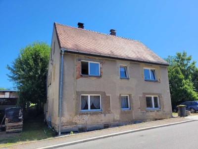 Liebhaberprojekt! Charmantes Sanierungsobjekt mit Potential und Gartenidyll.