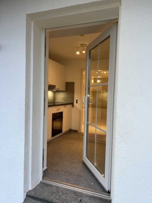 3-Zimmer-Souterrain-Wohnung mit luxuriöser Innenausstattung mit EBK in Titisee-Neustadt