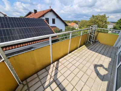 2-Zimmer-Wohnung mit Balkon, Einbauküche, Gäste-WC und Keller in Bad Rappenau