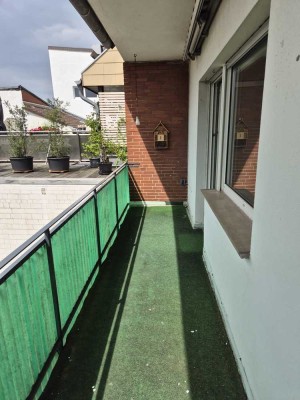 Helle 2,5 Zimmer Maisonette Wohnung in Birkesdorf