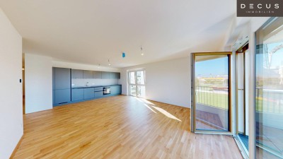 / BALKON / 4 ZIMMER / ZWEITBEZUG / FREIFLÄCHE