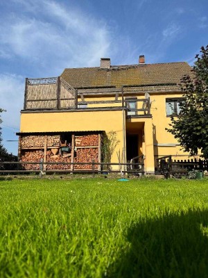 Großzügiges Einfamilienhaus mit Garten, Garage, großem Süd-West Balkon und Pelletsheizung