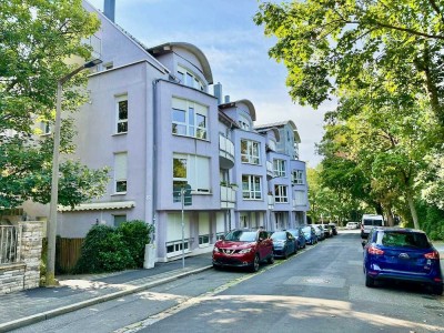 3-Zimmer-EG-Terrassenwohnung mit EBK und Duplexparker nähe Fürther Wiesengrund