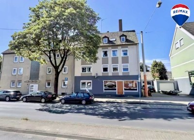 Attraktives Mehrfamilienhaus mit gewerblicher Einheit im EG und 3 vermieteten Wohnungen