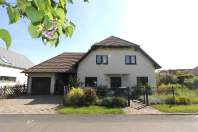 charmantes EFH auf großem Grundstück in Leipzig Eutritzsch