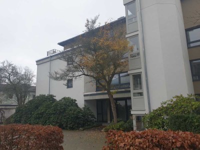 1-Zimmer Singlewohnung 38 qm mit Balkon in Usingen, ruhige, zentrumsnahe Lage