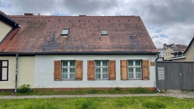 Idyllsicher Dachgeschossrohling im Weberhaus am Park Babelsberg