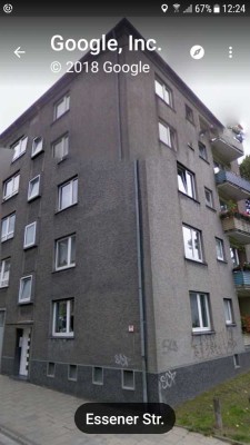 2,5 Zimmer Wohnung ! WG geeignet !