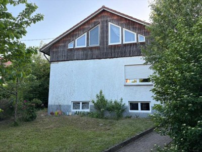 Einfamilienhaus mit extra Baugrundstück und Entwicklungspotenzial in zentraler Lage von Wiesloch