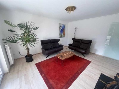 Traumwohnung mit Hobbyraum und Gartennutzung