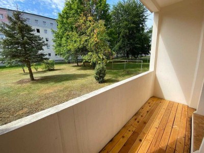 Zweiraumwohnung mit Balkon ab sofort zu vermieten!