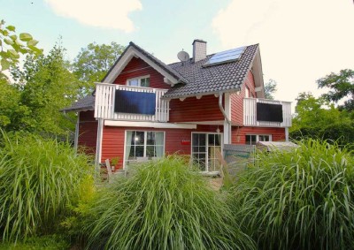 Schwedenhaus, Grillhaus, Sauna, Whirlpool, Waldfläche, Landwirtschaftsfläche und einiges mehr!