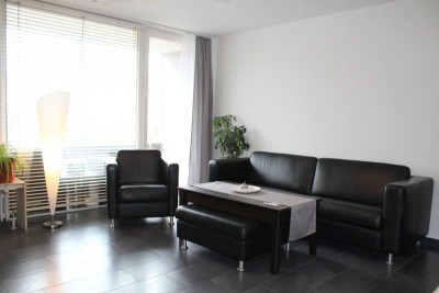 Modernes 1-Zimmer-Apartment mit Südloggia – voll möbliert & sofort bezugsbereit