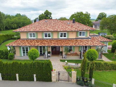 Mediterrane Traumvilla - dezent luxuriös, eindrucksvoll anders!