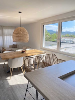 Lichtdurchflutete Neubauwohnung nähe Outlet Metzingen