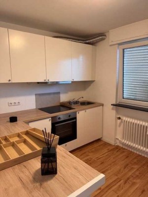 Stilvolle 3-Zimmer-Wohnung, neues Bad, tolle Küche