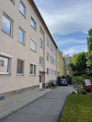 Erstbezug nach Sanierung: 2-Zimmer-Wohnung mit Balkon in 1220 Wien!