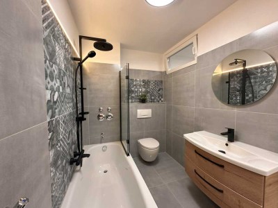 Exklusive 1-Zimmer-Wohnung mit gehobener Innenausstattung mit Balkon und EBK in Wunstorf Stadt